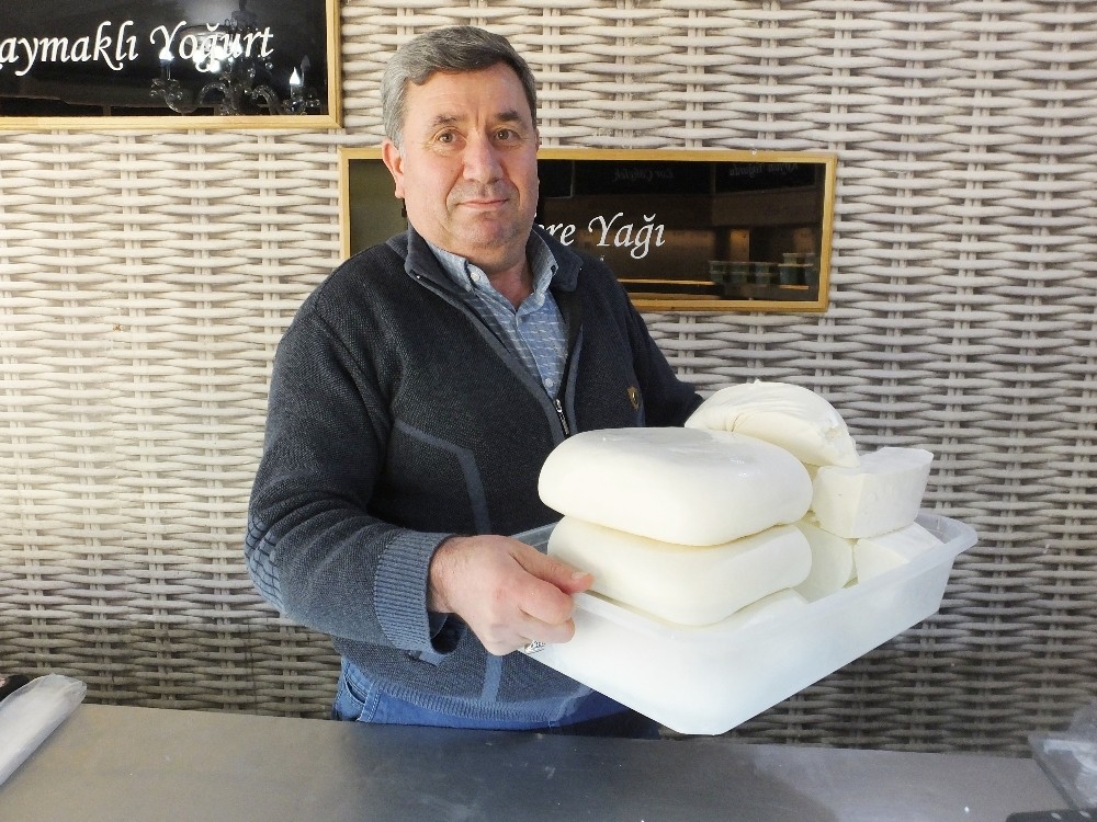 Kampanyayla peynir fiyatları düştü, ilgi arttı 