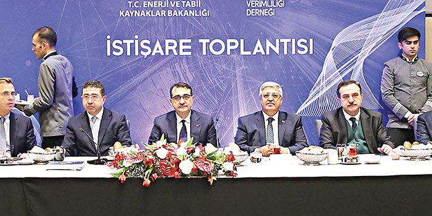 Kamu binalarında 2.4 milyarlık enerji tasarrufu yapılacak