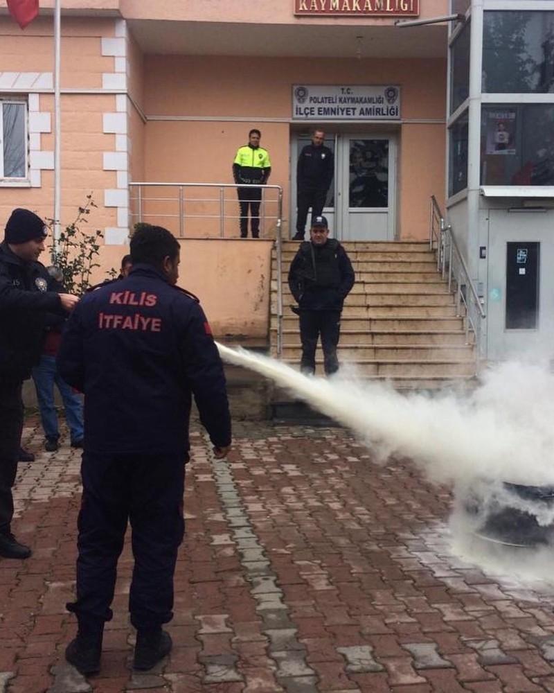 Kamu görevlilerine yangın eğitime 