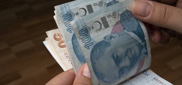 Kamu işçilerine ilave zam mı yapılacak?
