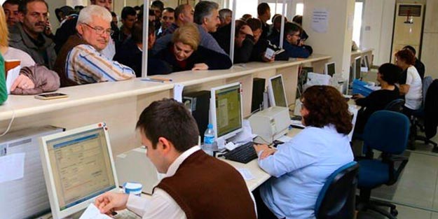 Kamu personeli alımı sözleşmeli kamu alımı