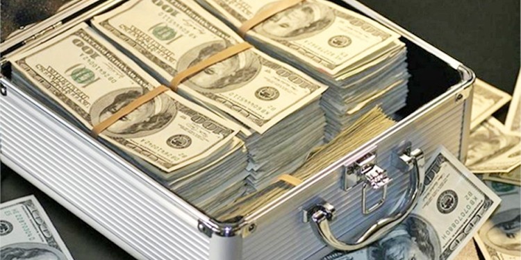 Kamuya ait milyonlarca dolar ABD’ye kaçırılmış: Paralarını geri istiyorlar