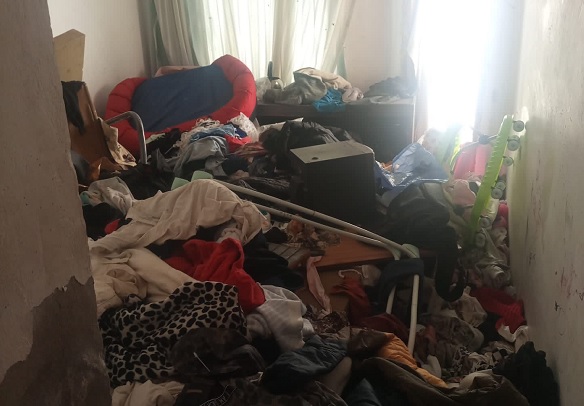 Kamyon kamyon boşaltıldı | Kapıyı açar açmaz gördükleri manzara şaşkına çevirdi