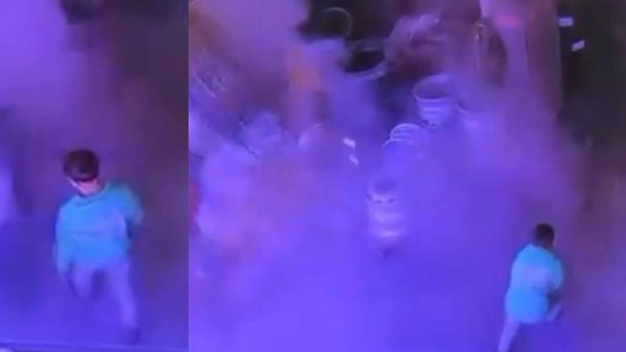 Kamyon lastiği şişirirken patladı! Korku dolu anlar kamerada