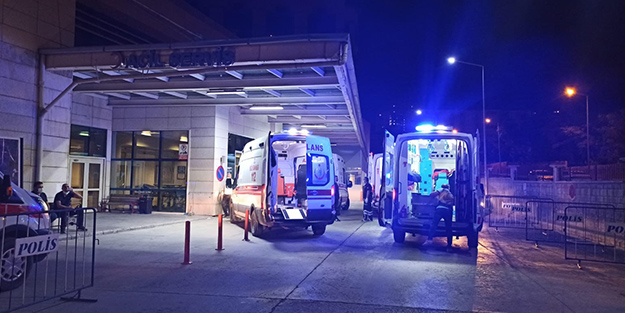 Kamyonet baraj gölüne uçtu: 3'ü çocuk 7 yaralı