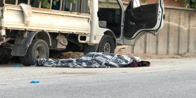 Kamyonet kadınların arasına daldı: 1 ölü, 7 yaralı