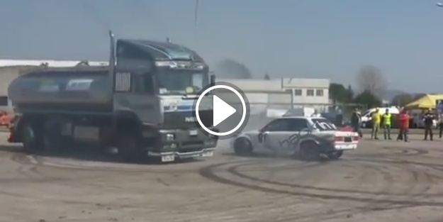 Kamyonla inanılmaz drift şov!