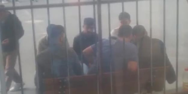 Okul bahçesinde uyuşturucu kullandılar!