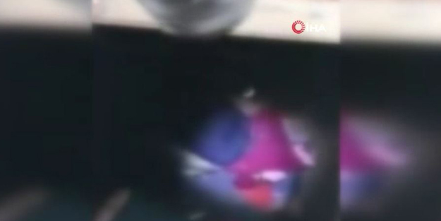 Kan donduran görüntüler! Evin sığınağından cansız bedenleri çıkarıldı