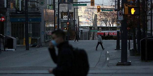 Kanada 16 ay sonra sınır kapılarını açıyor