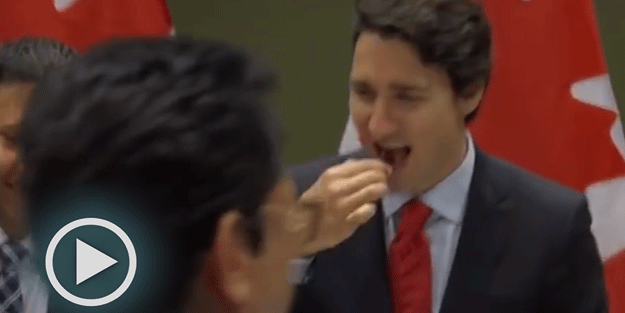 Kanada Başbakanı Trudeau, iftar sofrasında