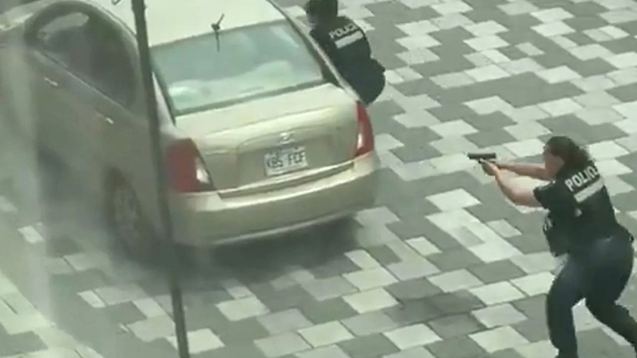 Kanada kana bulandı! Silahlı saldırıda polis hayatını kaybetti