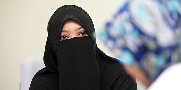 Kanada peçeyi yasaklamaya hazırlanıyor