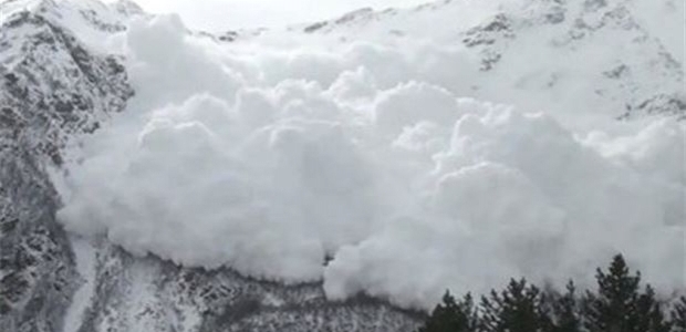 Kanada'da çığ faciası: 5 ölü