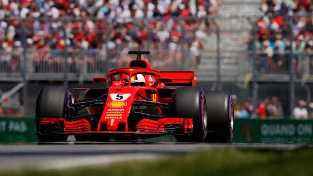 Kanada'da pole pozisyonu Sebastian Vettel'in