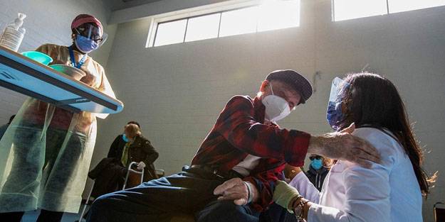 Kanada’da vaka ve ölüm sayıları düşüyor