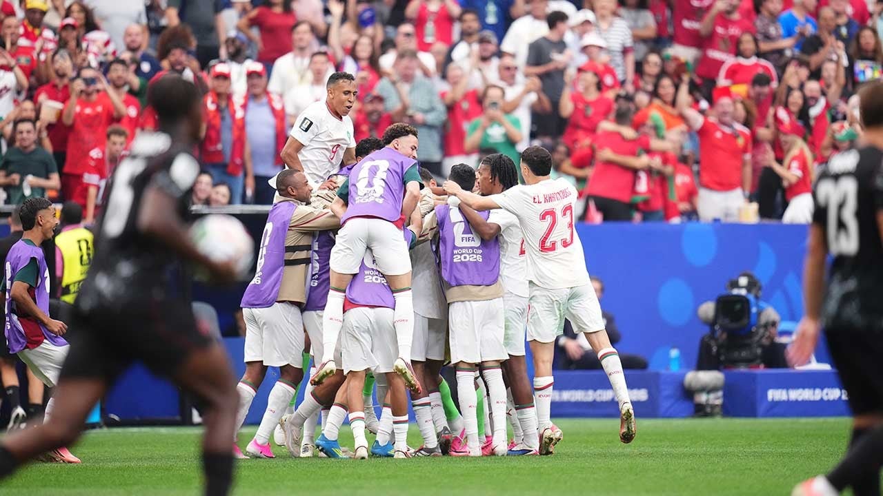 Kanada'yı geçen Fas çeyrek finalde! Alnı secdeli kahramanlar