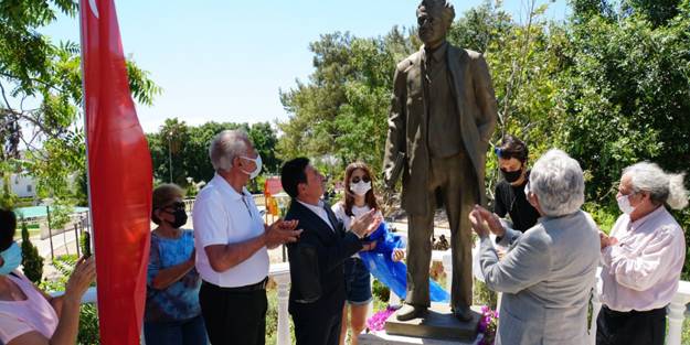 Kanal İstanbul da neymiş(!) CHP'den Türkiye'ye çağ atlattıracak bir 'mega' heykel daha!