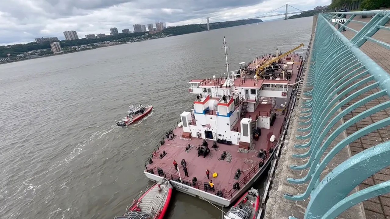 Kanalizasyon atığı taşıyan botta patlama: 1 ölü