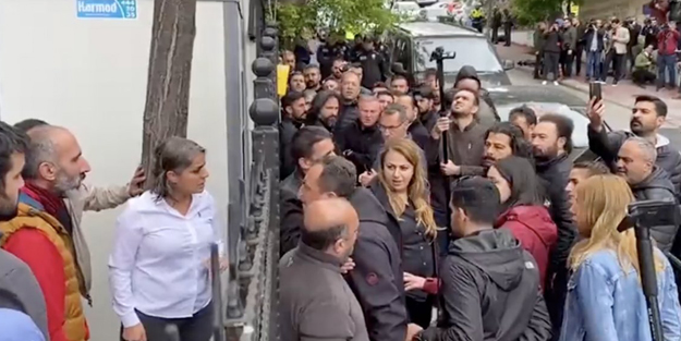 Kandil sizinle gurur duyuyor! CHP'den 'katil polis' sloganı atan HDP'ye destek