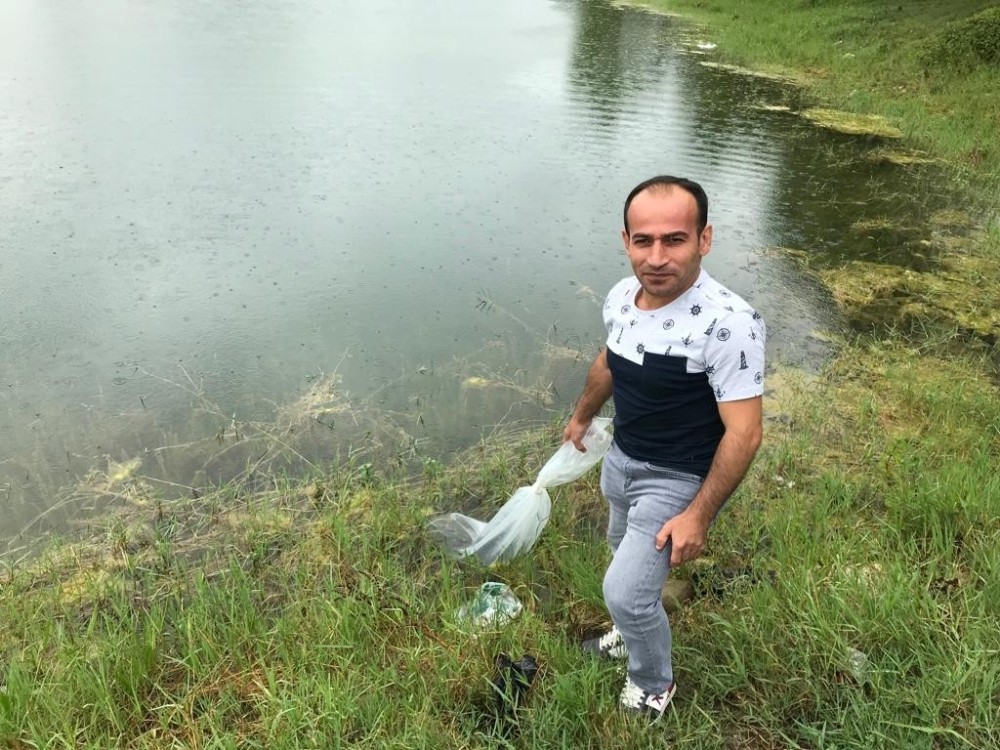 Kandıra’nın göletlerine 10 bin adet sazan yavrusu bırakıldı 