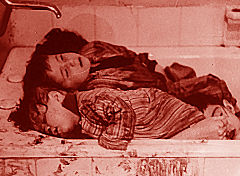 Kanlı Noel: Türk çocukları hunharca öldürüldü! Bu fotoğrafı unutmadık