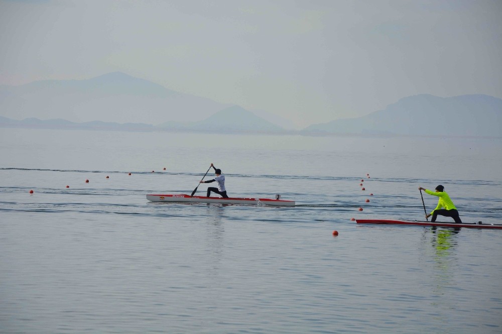 Kanoda olimpik ve genç milli takım seçme yarışları Köyceğiz’de başladı 