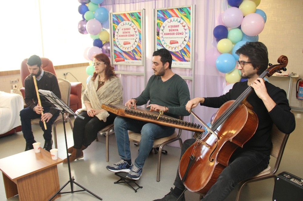 Kanser hastalarına moral etkinliği 