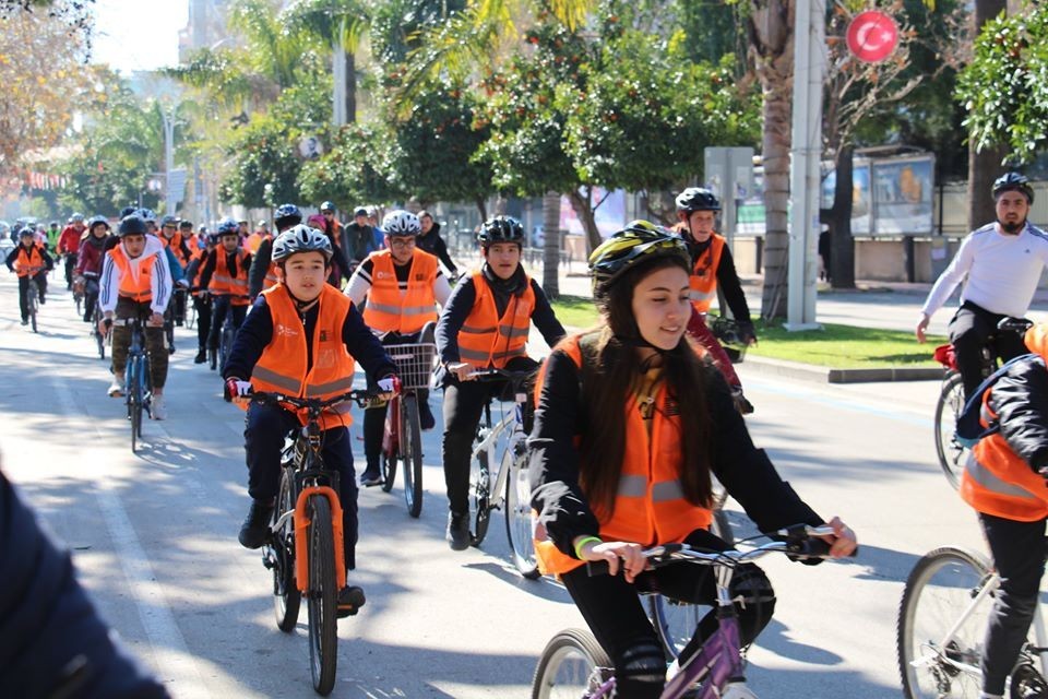 Kanser savaşçıları pedal çevirdi 