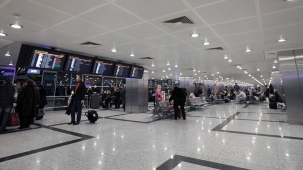 Kanser tedavisi için İsviçre'ye gidecekti; havalimanında hayatını kaybetti