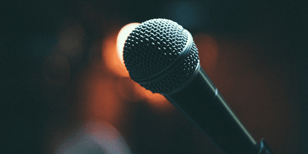 Kansere yakalanan şarkıcı, sesini kaybetti! Artık konuşamıyor