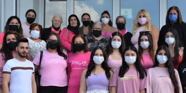 Kanserle mücadele eden kadınlara güzellik morali