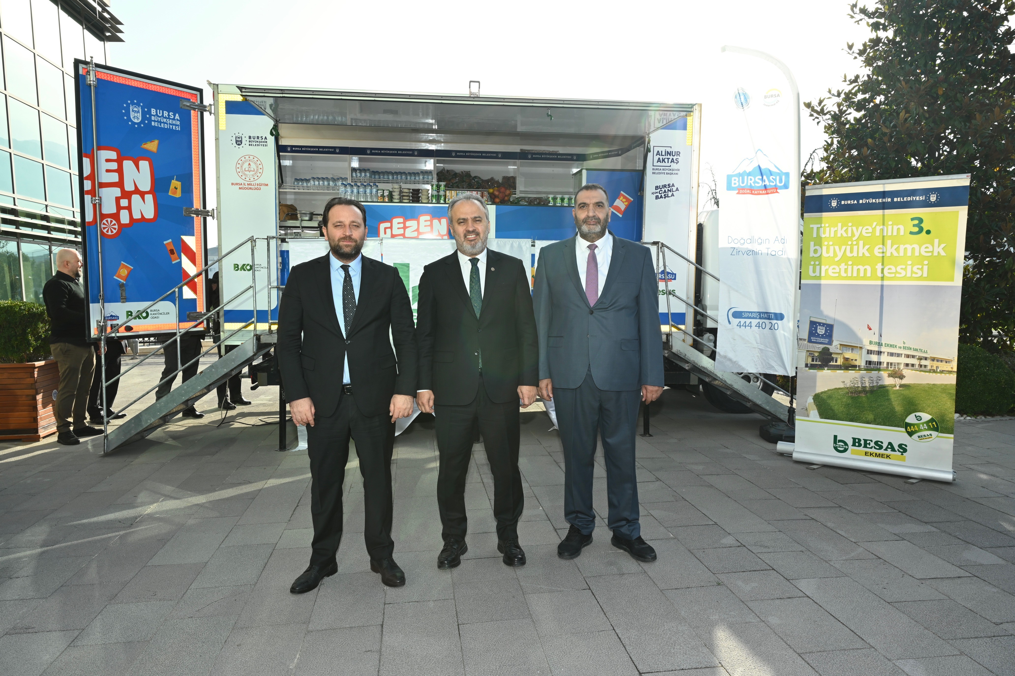 Kantinsiz okullara ‘Gezen Kantin’