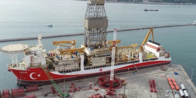 Kanuni sondaj gemisinin platformları sökülüyor