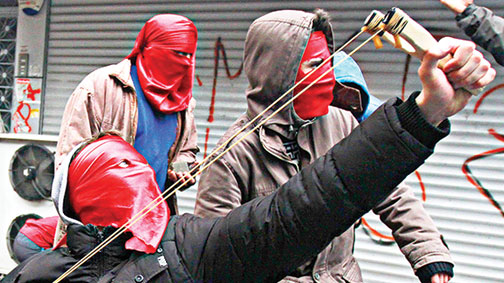 Kaos tezgahı çöktü