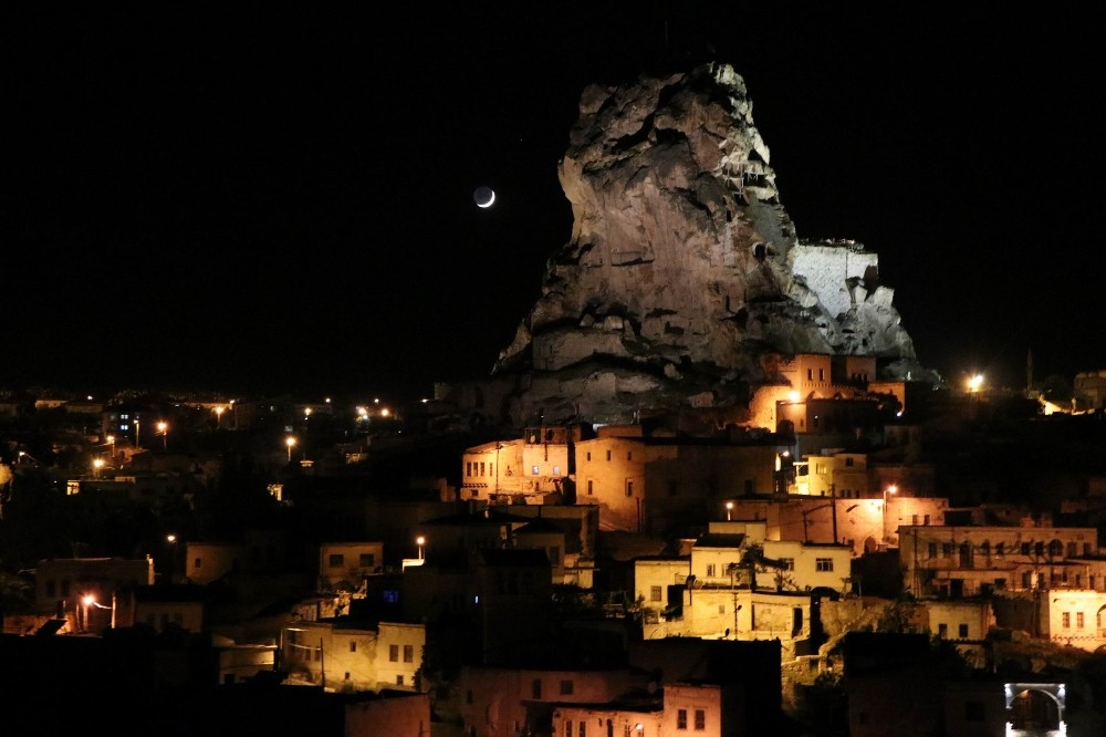 Kapadokya Bölgesinin gece görüntüsü hayran bıraktı 