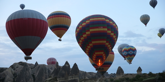 Kapadokya'ya turist akını
