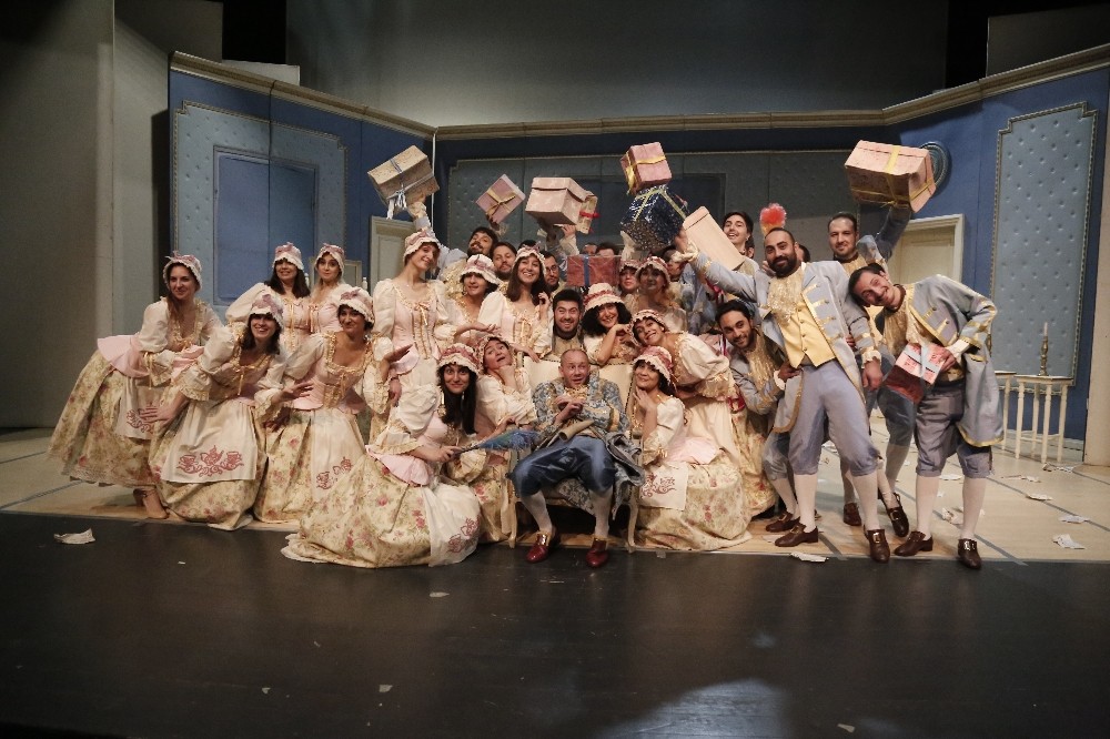 Kapalı gişe rekortmeni komik opera “Don Pasquale” Samsun’da 