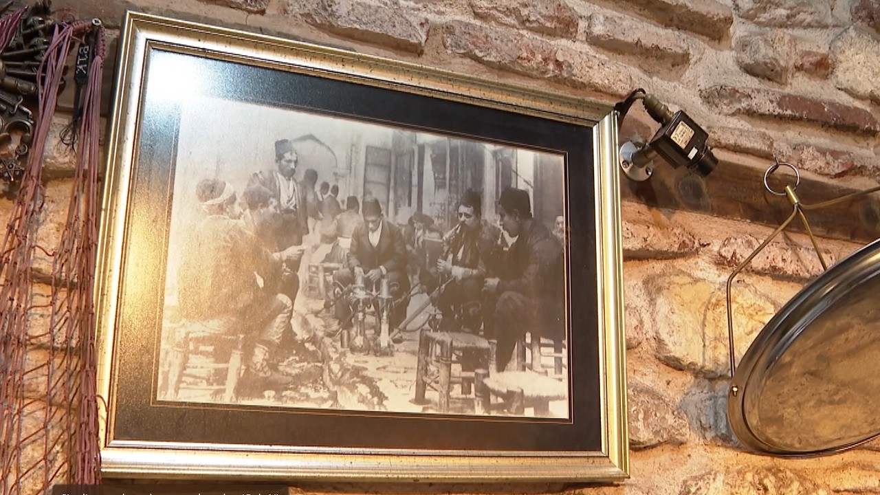 Kapalıçarşı’da yarım asırdır değişmeyen gelenek