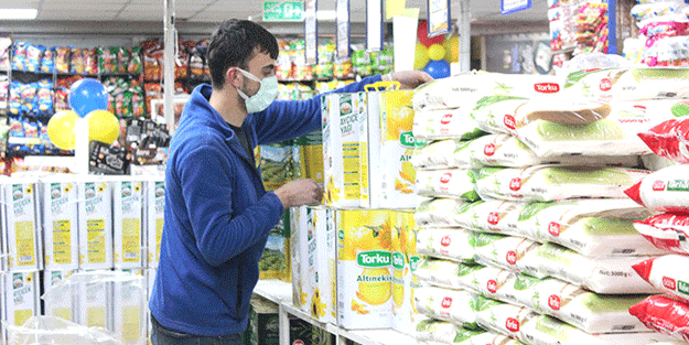 'Kapanmayı bile göze aldık' diyen ünlü market Türkiye'ye ilan etti: İsrail ürünlerini satmayacağız