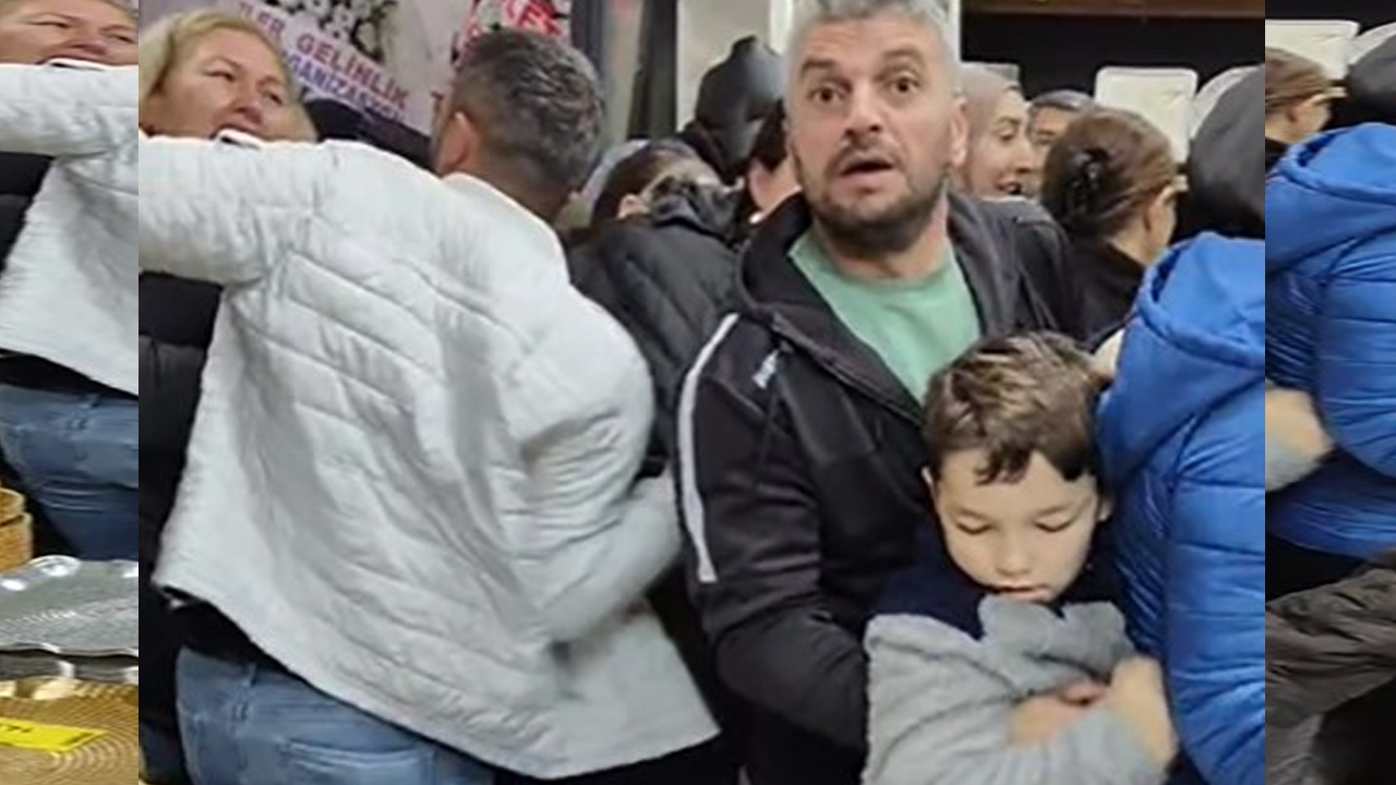 Kapı açılınca olanlar oldu! Mağazada metrobüs kuyruğu gibi izdiham