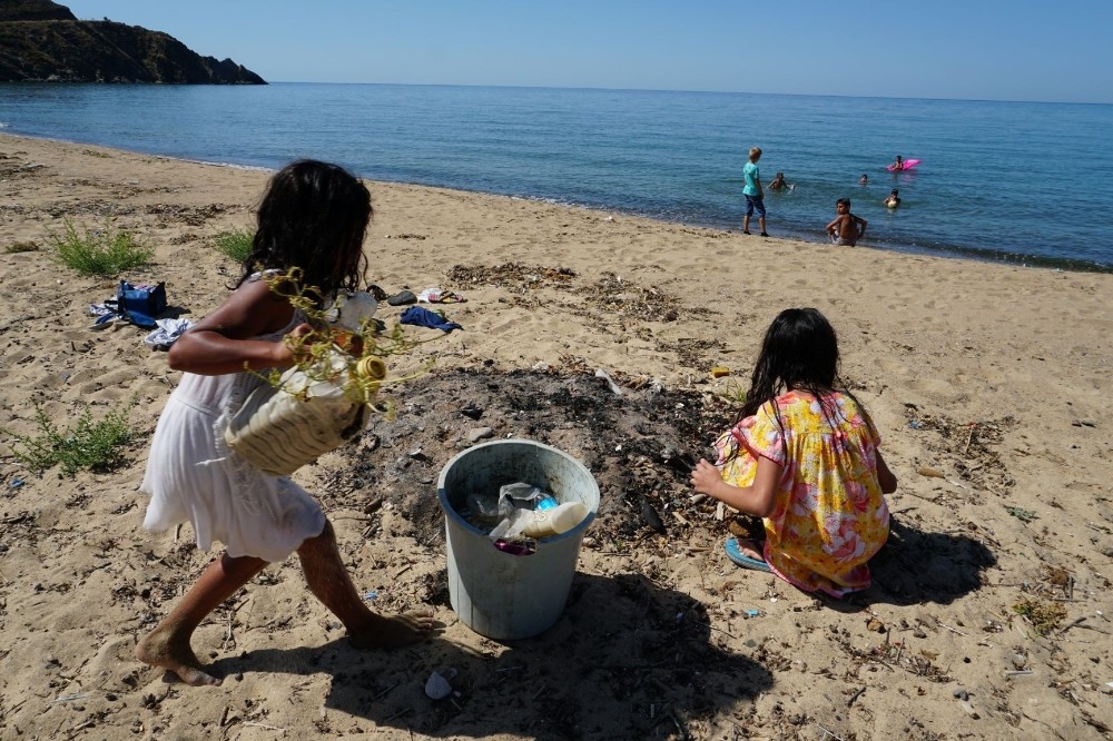 Kapıdağ’ı Gezdiler, Plastik Atık Topladılar 