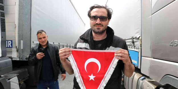 Tır sürücüleri, bayramı buruk geçiriyor