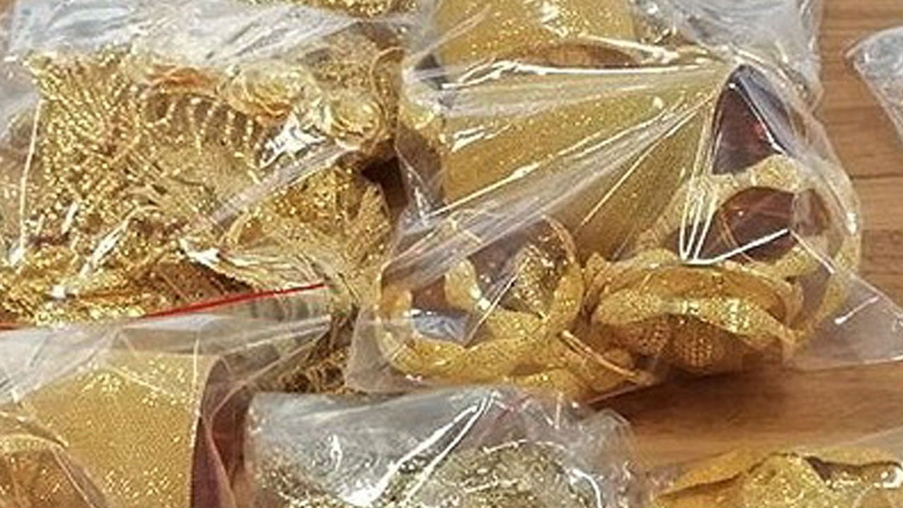 Kapıkule’den geçti, cebinden servet çıktı