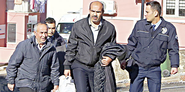 Kapılar kilitli değildi dumandan boğuldular