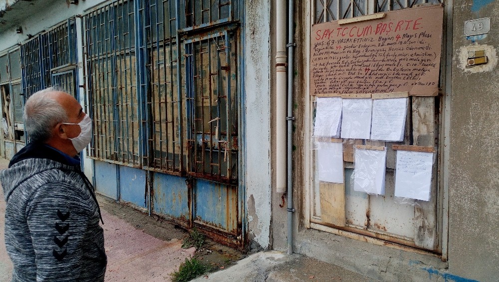 Kapıya astığı mesajla gülümsetmişti: O amca maaşını teslim aldı 