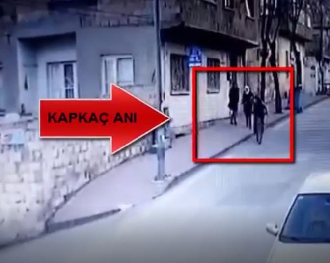 Kapkaç şüphelileri kameralardan kaçamadı 