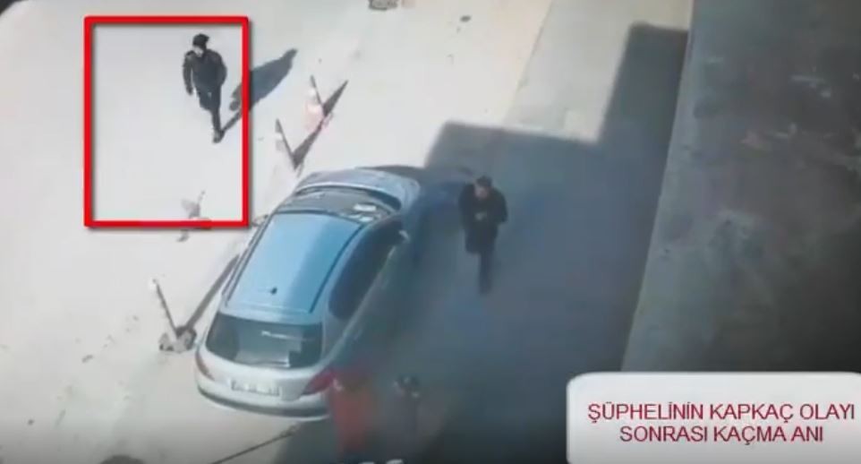 Kapkaç şüphelisi kamerada 