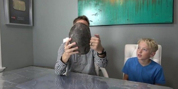 Kaplumbağa kabuğunun içini merak edip açtılar! İşte sonuç...