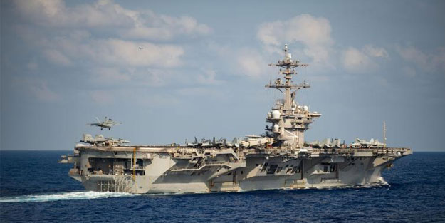 Kaptanı kovulan uçak gemisinde vaka sayısı artıyor